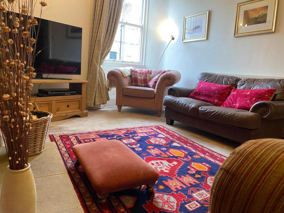 House - Charming, Historic, With Courtyard * Alnwick